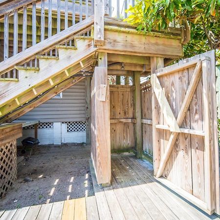 Salty Shack Unit C - Salty Shack - Dog Friendly Home - Across From The Beach - Central Location! Folly Beach Zewnętrze zdjęcie