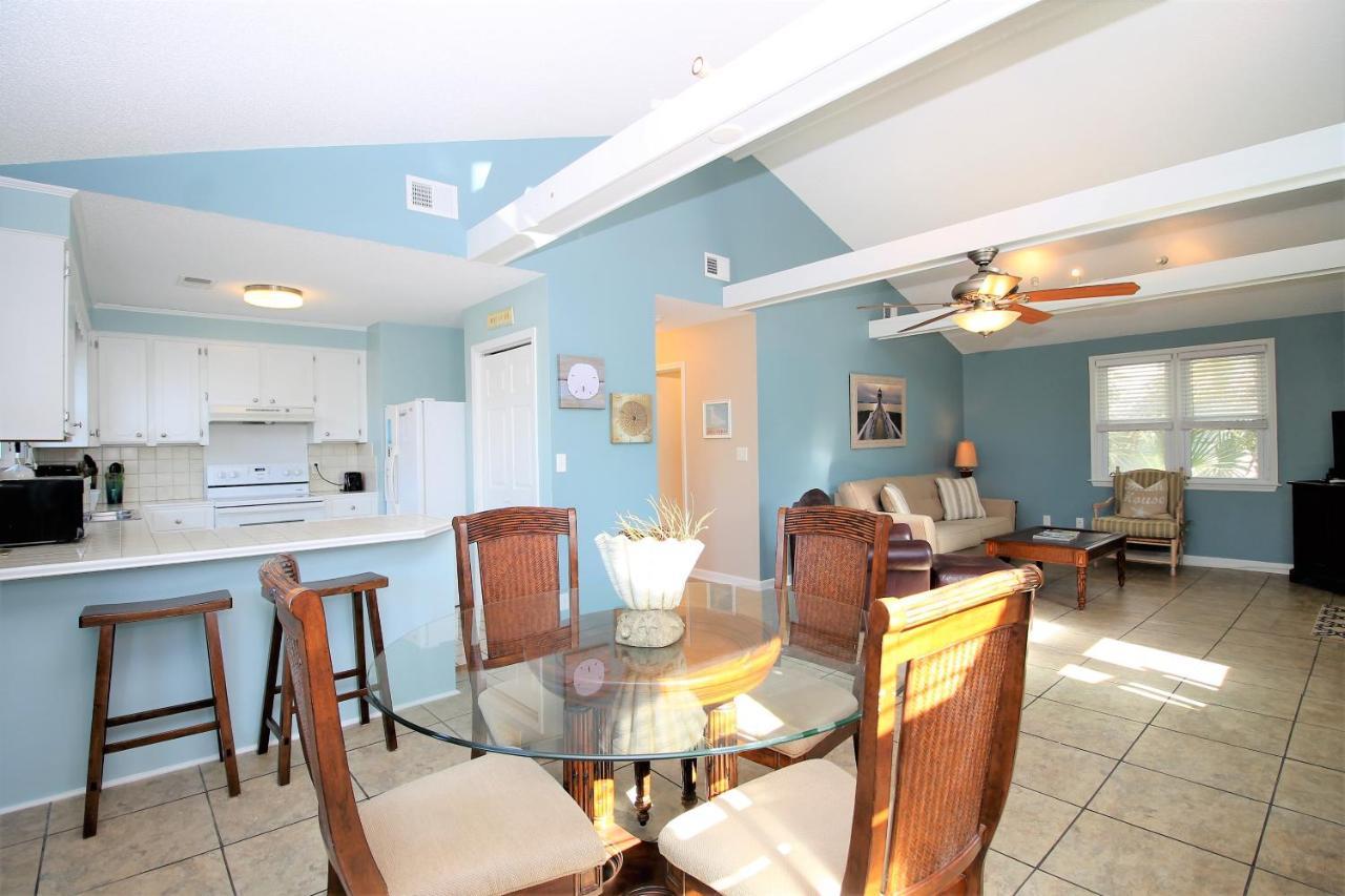 Salty Shack Unit C - Salty Shack - Dog Friendly Home - Across From The Beach - Central Location! Folly Beach Zewnętrze zdjęcie