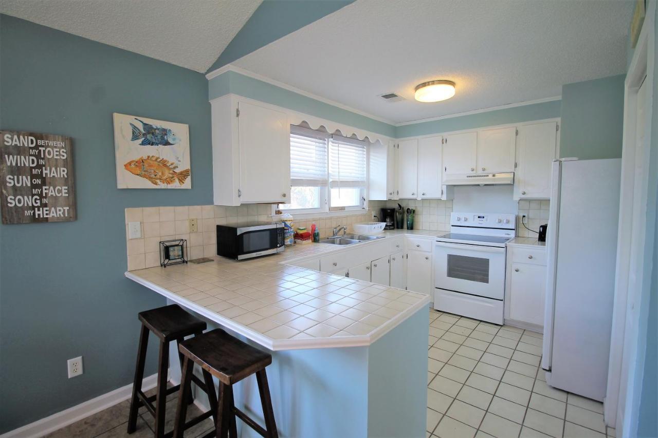 Salty Shack Unit C - Salty Shack - Dog Friendly Home - Across From The Beach - Central Location! Folly Beach Zewnętrze zdjęcie