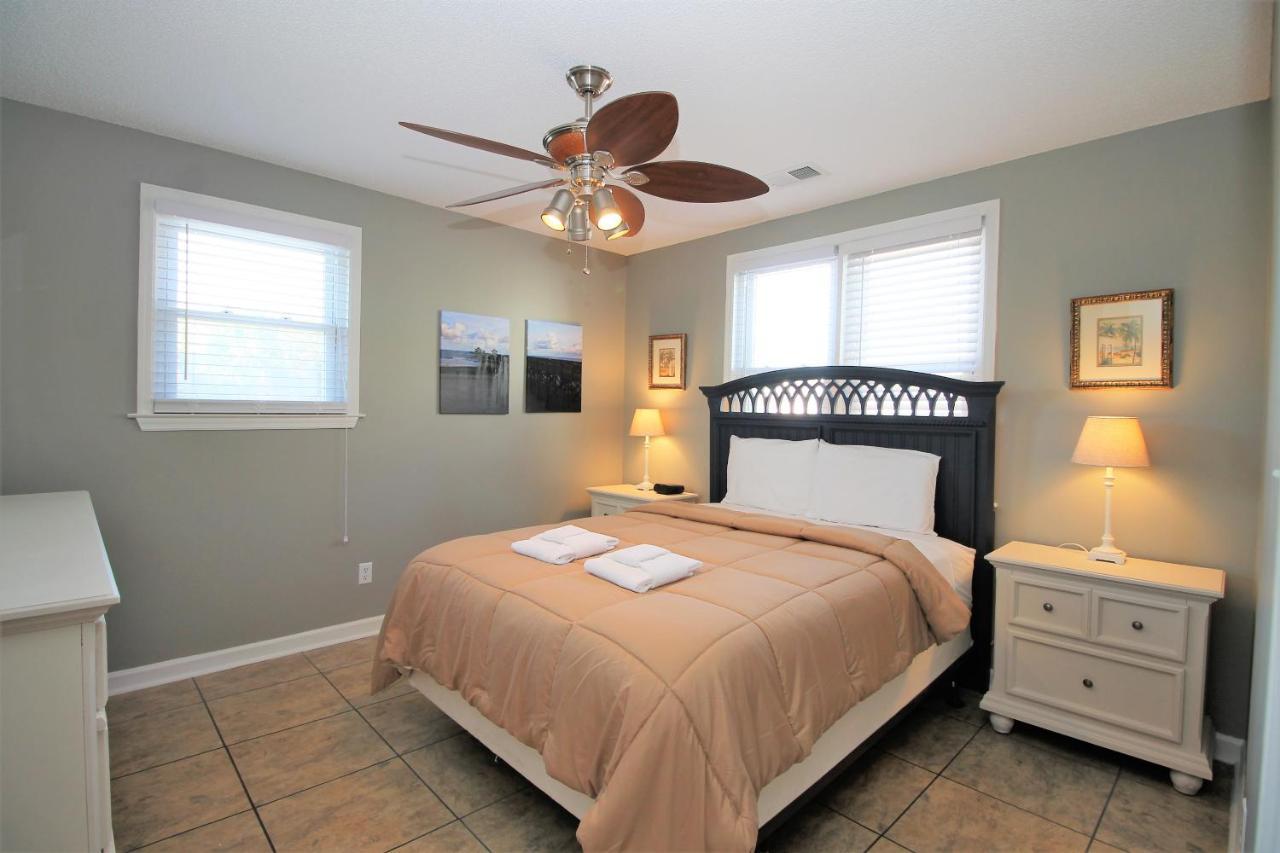 Salty Shack Unit C - Salty Shack - Dog Friendly Home - Across From The Beach - Central Location! Folly Beach Zewnętrze zdjęcie