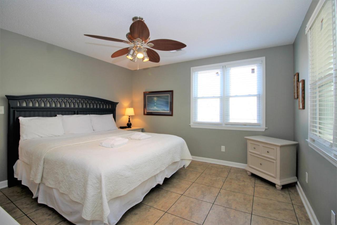 Salty Shack Unit C - Salty Shack - Dog Friendly Home - Across From The Beach - Central Location! Folly Beach Zewnętrze zdjęcie